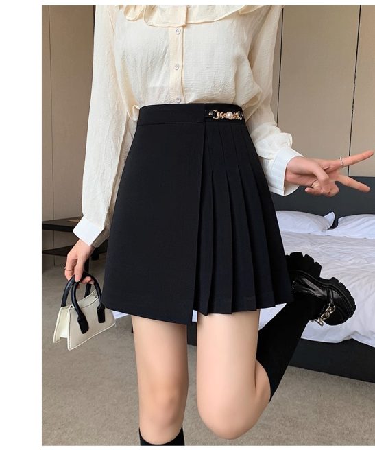 Metal Chain Pleated Mini Skirt
